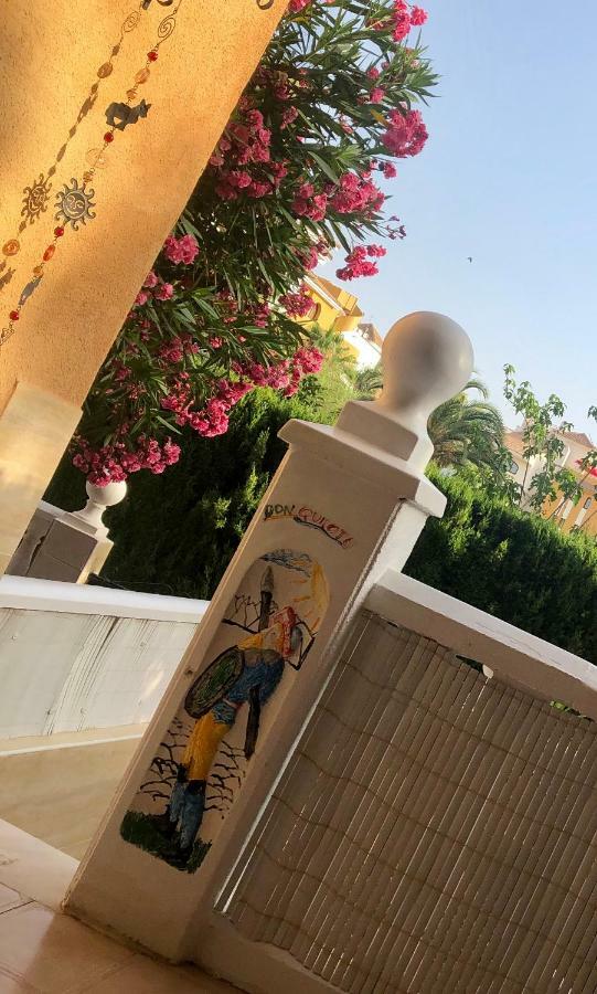 Punta Prima  Villas Don Quijote المظهر الخارجي الصورة